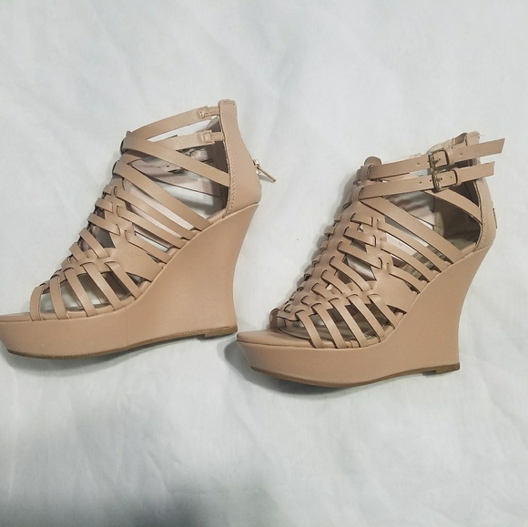 Shoes - Wedges